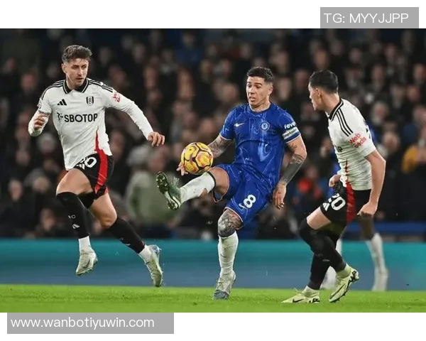 英超前球员点评阿玛德进攻威胁大防守能力不足引发关注